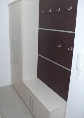 Vestavěné skříně 39